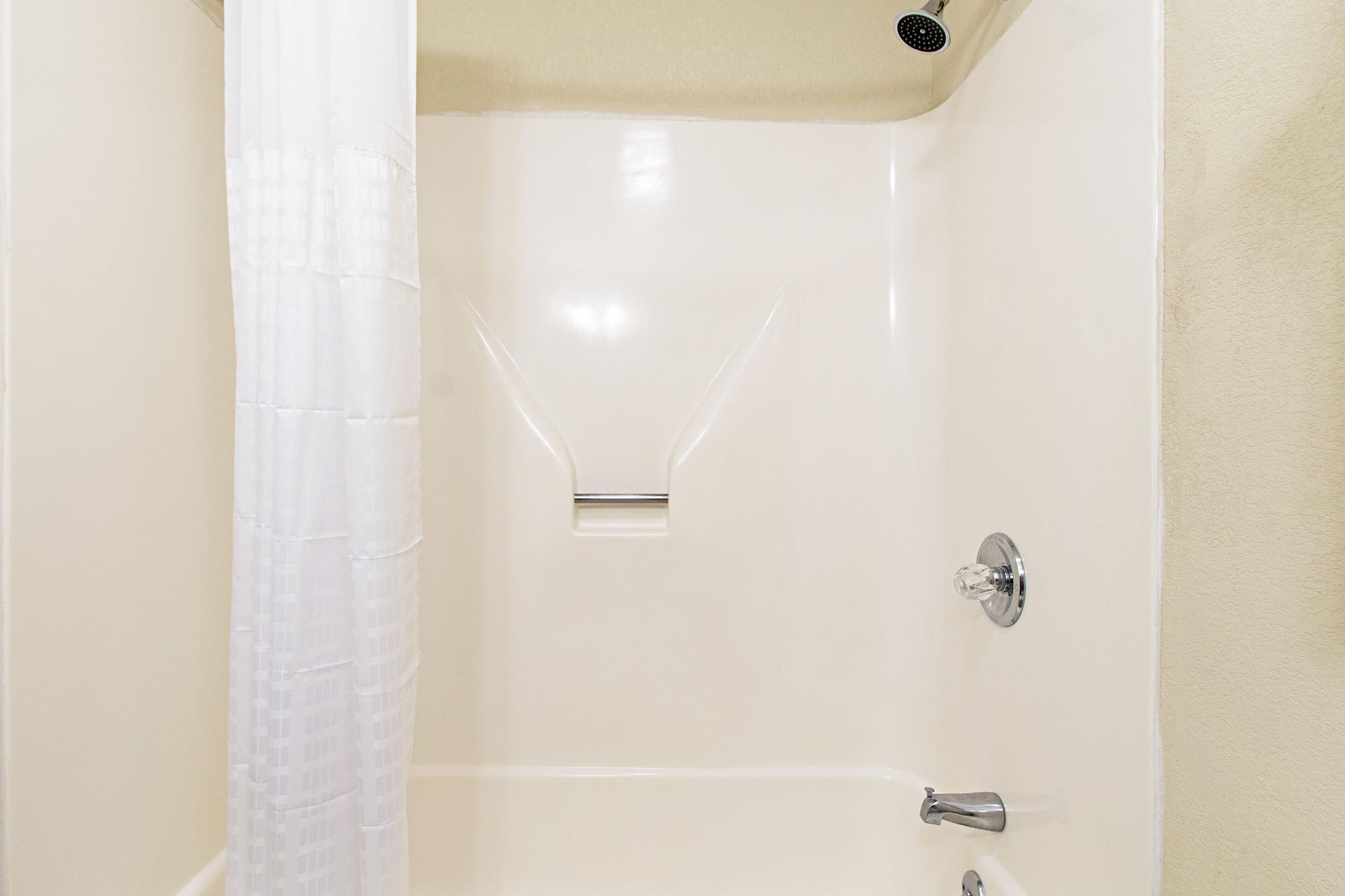 Econo Lodge Utica Luaran gambar