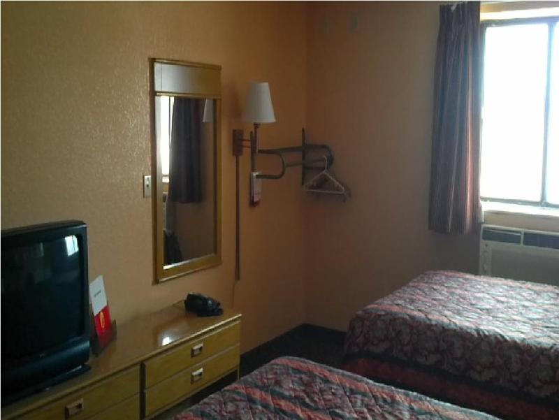 Econo Lodge Utica Luaran gambar